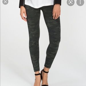 Spanx Look At Me Now seamless camo leggings